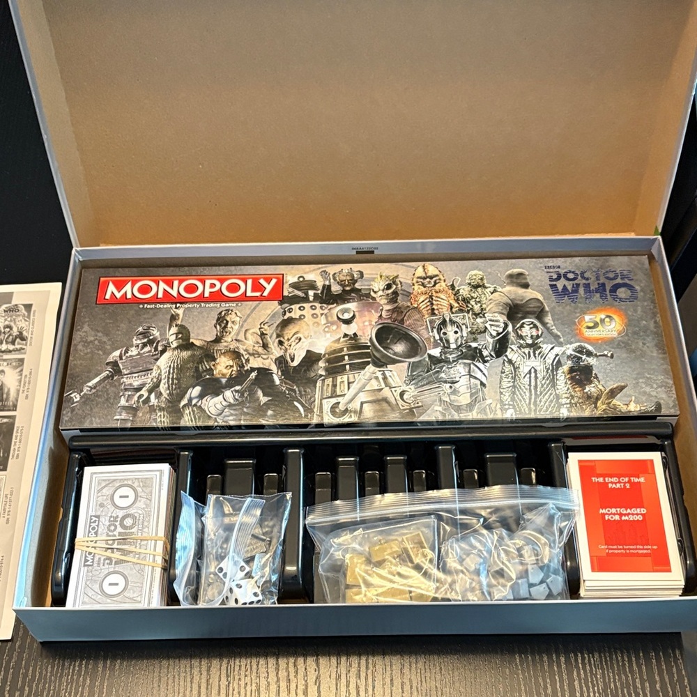 Doctor Who 50th Anniversary Edition Monopoly Game - Picture 5 of 10